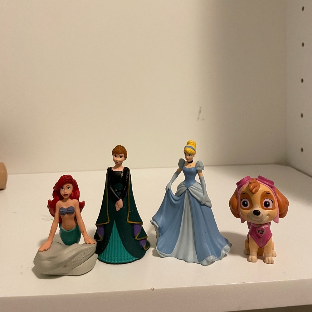 NWOB Tonies - Ariel, Anna, Cinderella, Skye